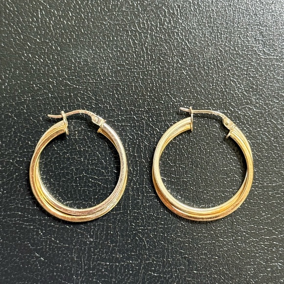 Sterling Silver 2 Tone Double Hoop Earrings Stamped 925 - Picture 2 of 8